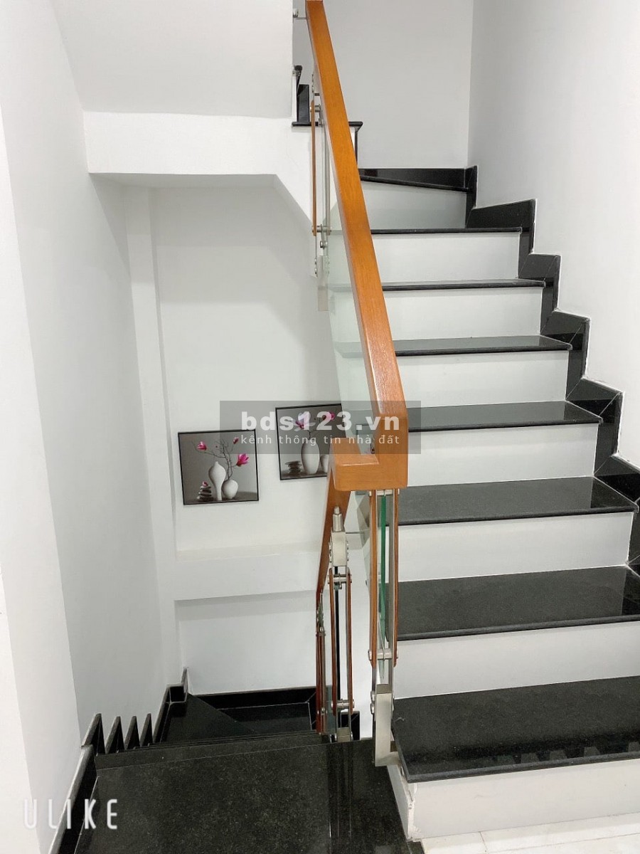 Hẻm xe hơi diện tích 46m2 Huỳnh Văn Bánh Phường 17 Phú Nhuận khu VIP