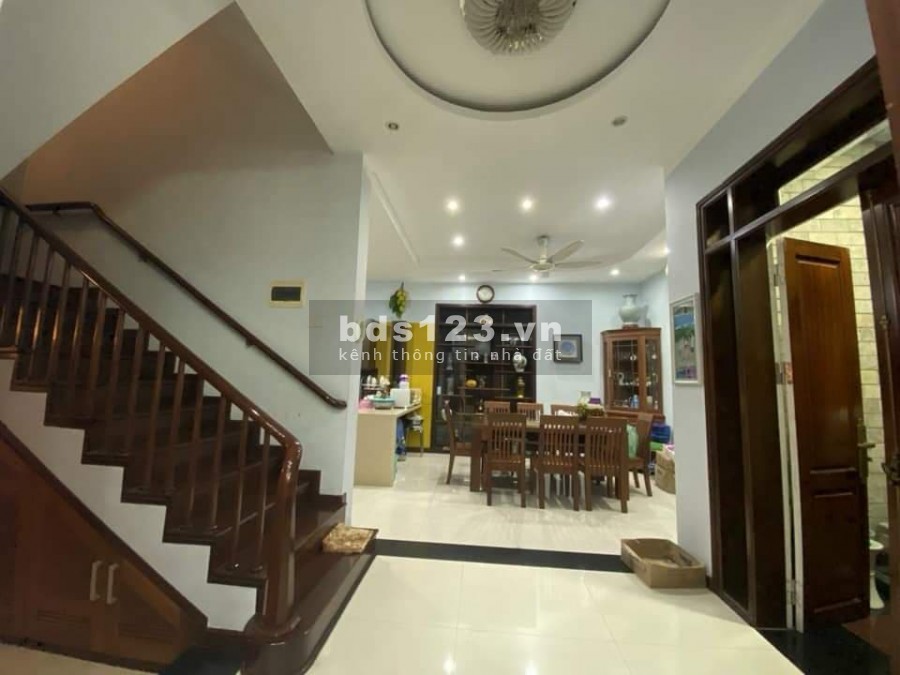 Khu HH06 khu đô thị Việt Hưng, dt 210m2 mt 10m Việt Hưng Long Biên