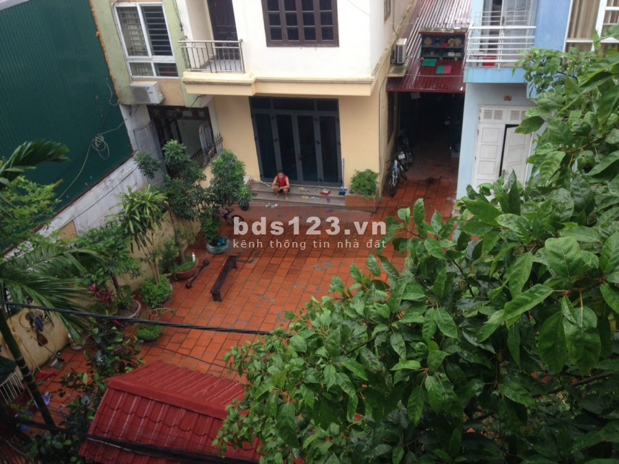 Bán đất tặng nhà Xuân La, ô tô đỗ cửa, phố sinh viên, dt 52m2, giá 5 tỷ