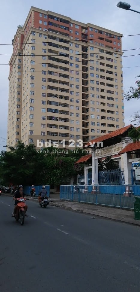 Bán giá 3.9 tỷ dt 53m2 Trương Phước Phan, Bình Tân, liên hệ 0388984399