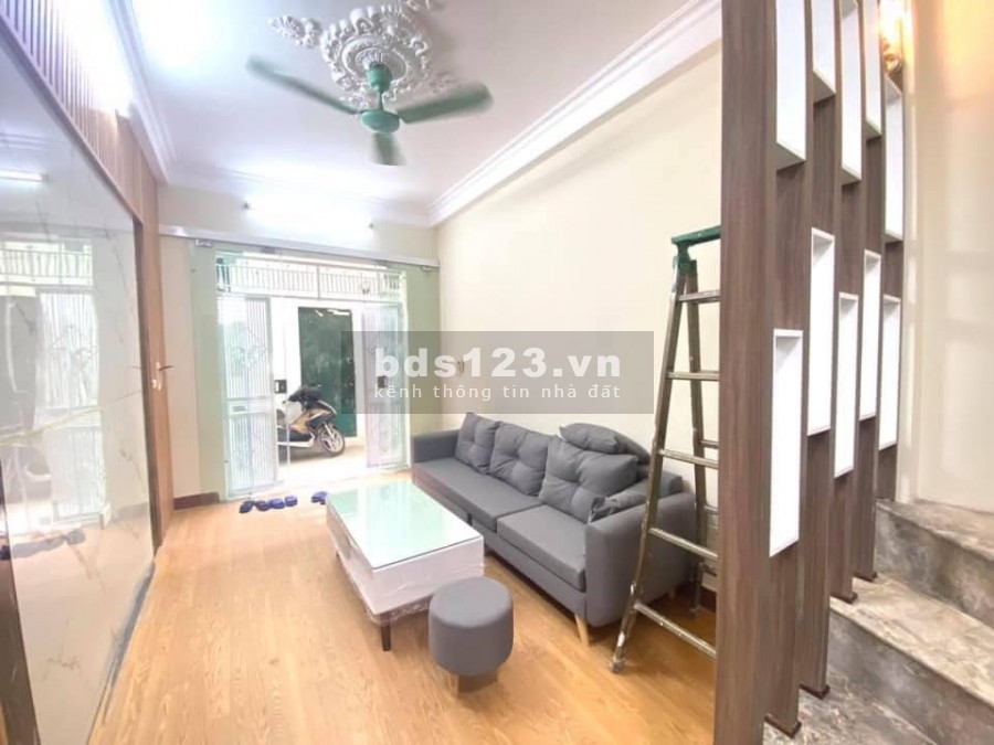 Bán nhà Tam Trinh siêu đẹp, bán giá 3 tỷ, sổ sẵn, bao sang tên