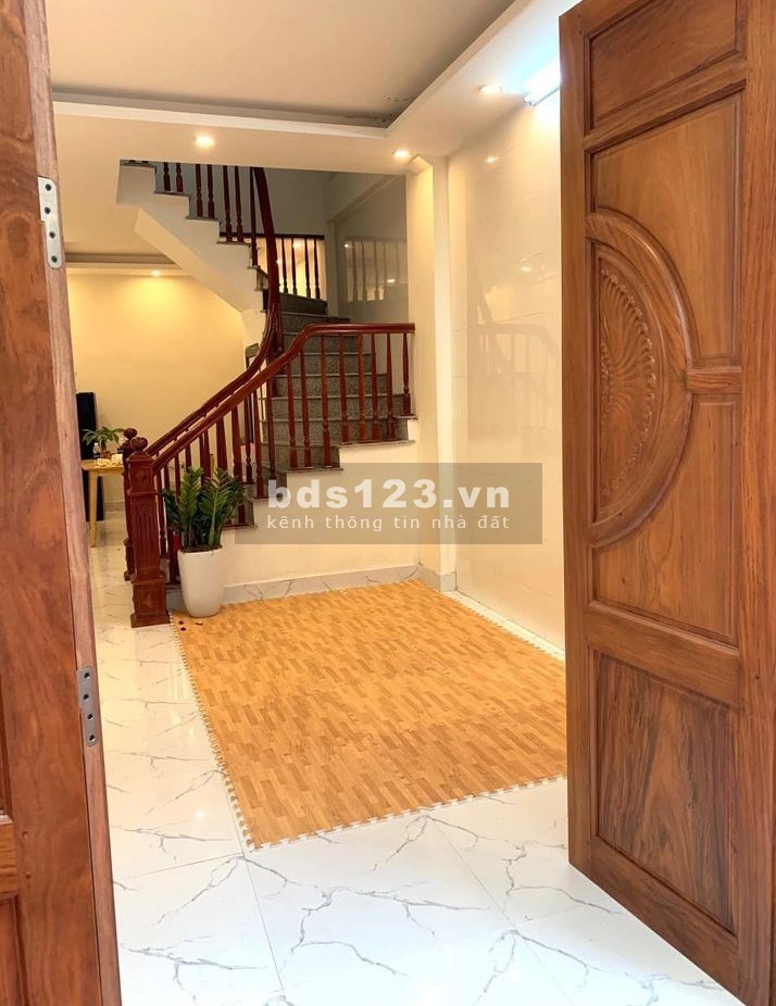 Siêu mới siêu đẹp, phân lô Phúc Lợi, ô tô tránh, ngõ thông 32 x 5 tầng, giá chỉ 1,9 tỷ