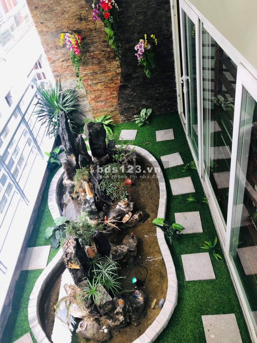Ngõ 213 Trung Kính, gara- oto tránh, nội thất nhập khẩu sịn xò, dt 57m2 đúc 6 tầng chỉ 14.1 tỷ