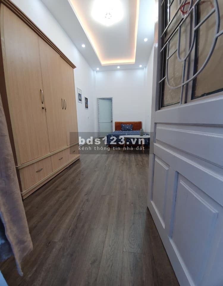 Nhà Phương Liệt diện tích 30m2, 4 tầng, mt 2.7m, giá chỉ 2.05 tỷ