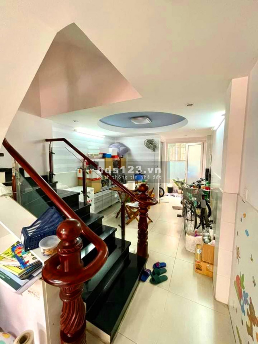 Bán nhà đường D1, phường 25, Quận Bình Thạnh, 5 Tầng, dt 64m2, giá 11 tỷ
