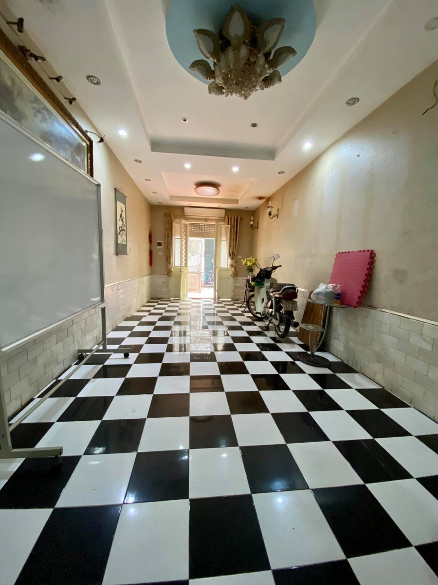 Bán nhà rẻ như cho Nguyễn Chí Thanh – Đống Đa 51m2x2T, nhỉnh 7 tỷ, phân lô quân đội, 2 mặt ngõ.