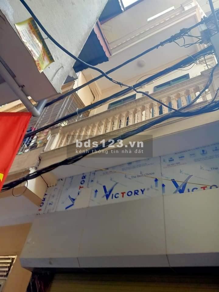 Bán nhà phố Đào Tấn, Ngọc Khánh, Q Ba Đình. dt 54m2, mt 6m5, giá chỉ 4.8Ty. Nhà mặt ngõ kinh doanh ô tô đỗ gần