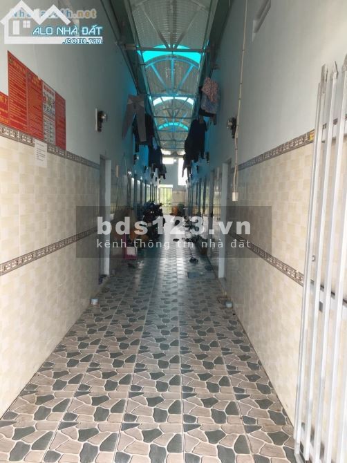 Chính chủ cần bán nhà trọ 300m2 10x30m gần chợ dân đông liền kề KCN