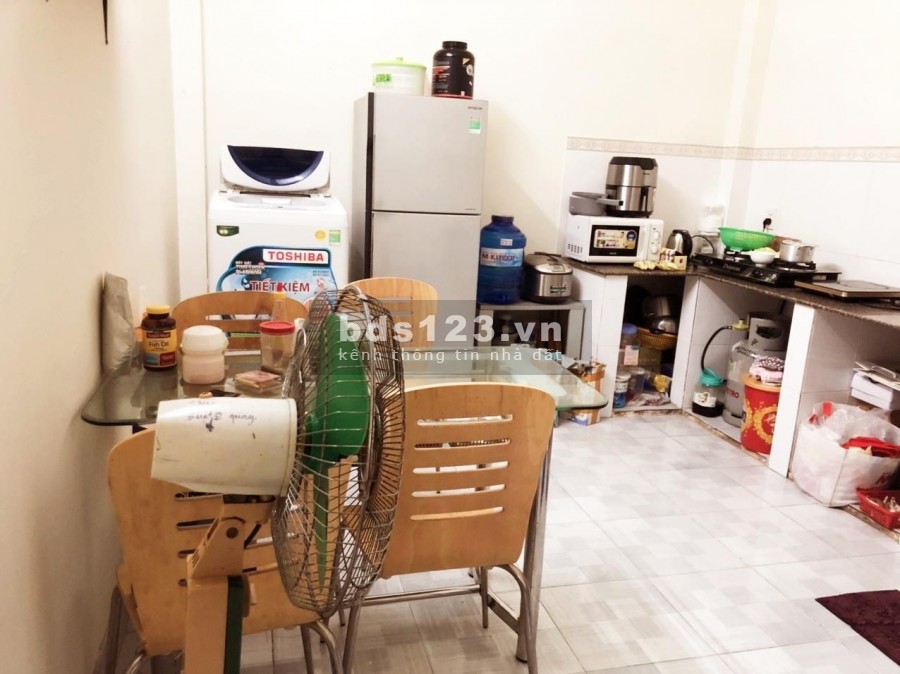 Bán nhà 3 tầng mới, hẻm ba gác thẳng đẹp, đường Đồng Đen, Tân Bình, giá chỉ 4.3 tỷ