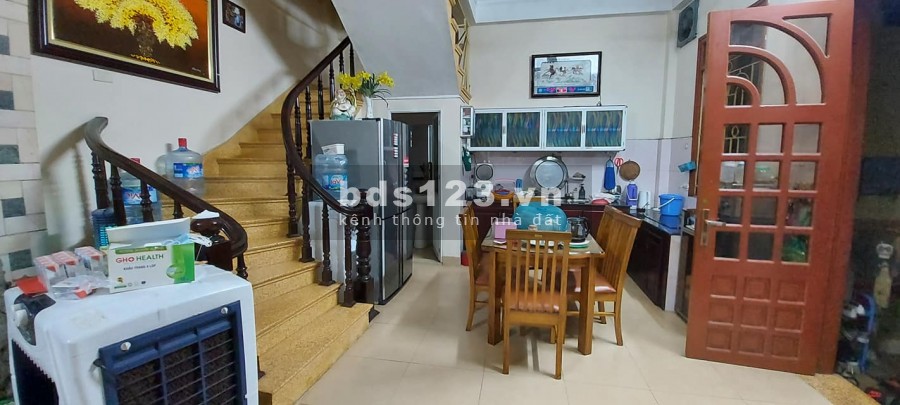 Bán nhà Kim Ngưu Hai Bà Trung dt 85m2, 4 tầng, mt 9m, ở hoặc đầu tư, giá 6 tỷ
