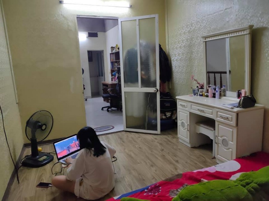 Diện tích rộng kinh doanh tốt ô tô qua giá bán chỉ 1.8 tỷ, đường Khương Hạ, dt 44m2