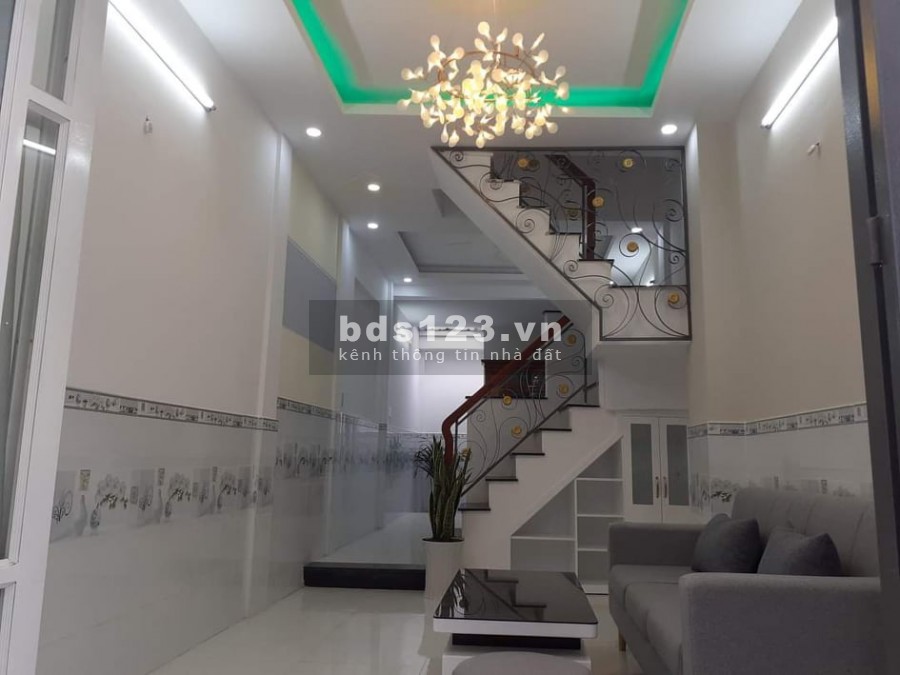 Không thể tin nhà 2 lầu hiệp thành quận 12, sở hữu chỉ 2,3 tỷ
