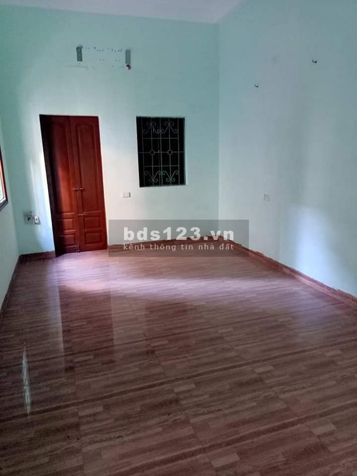 Bán nhà phố Đào Tấn, Ngọc Khánh, Q Ba Đình. dt 54m2, mt 6m5, giá chỉ 4.8Ty. Nhà mặt ngõ kinh doanh ô tô đỗ gần
