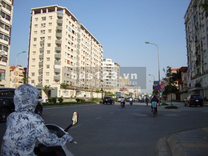 Bán nhà phố Trung Kính, ở và kinh doanh gara ô tô 60m, 6 tầng, mt 6m, hơn 13 tỷ