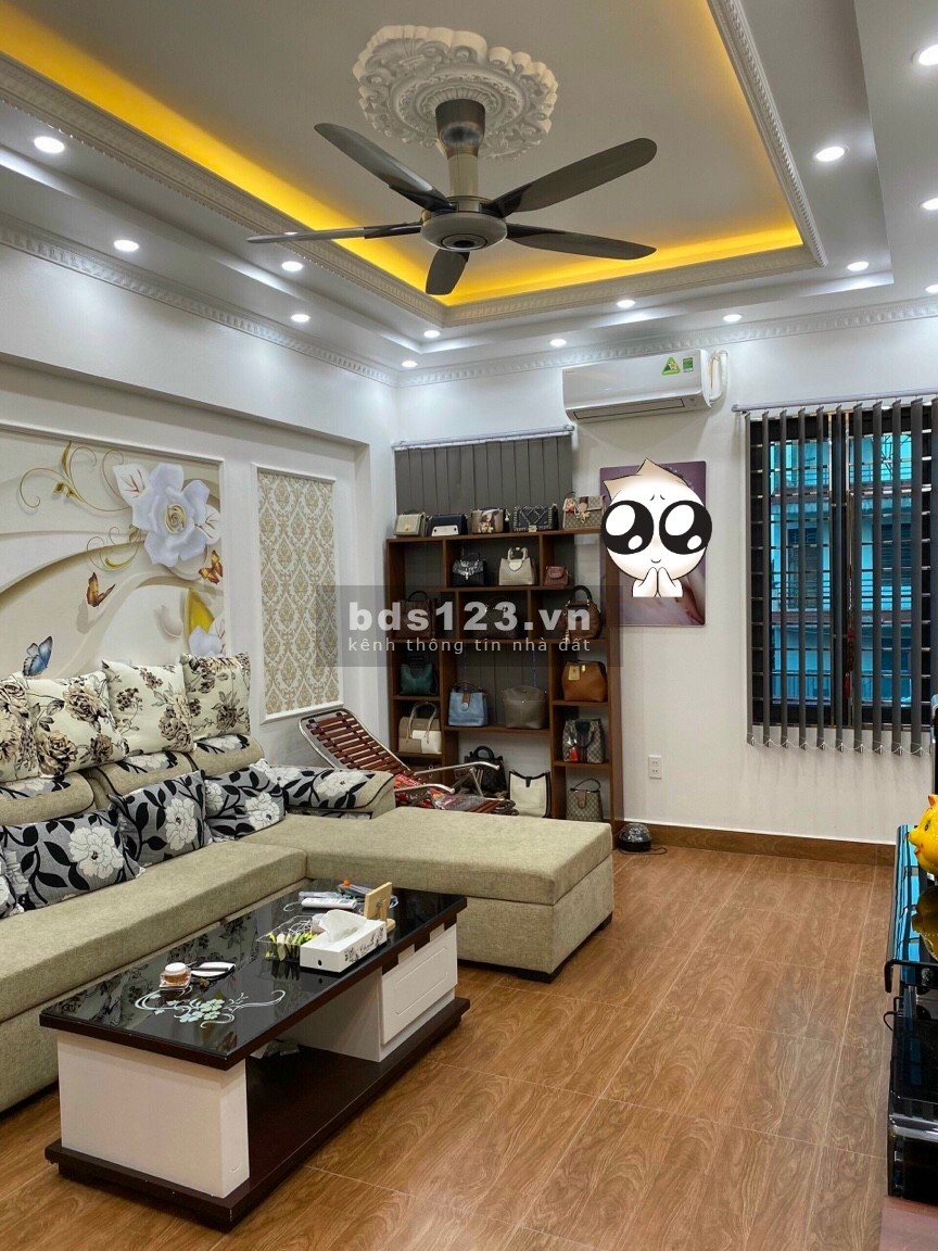 Bán nhà khu Tân Bình, TP HD, 57.8m2, 3 tầng, 4 ngủ, gara ô tô, nhà rất đẹp, chỉ 2.6 tỷ