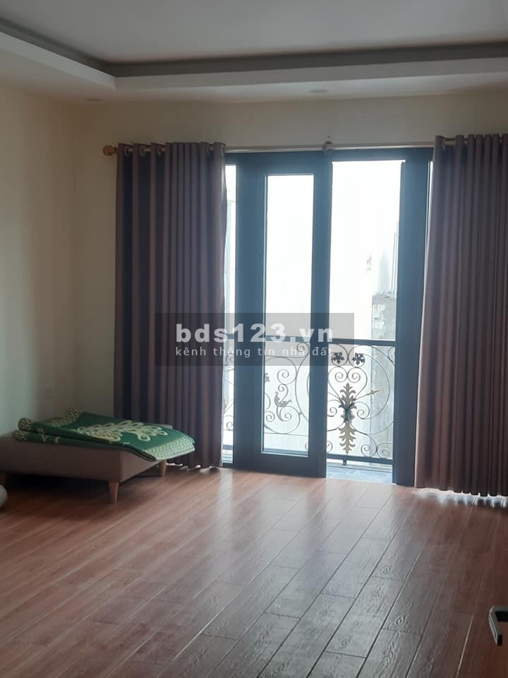 Bán nhà phố Tô Hiệu Hà Đông, nhà tự xây tâm huyết, diện tích 52m2, giá 5,6 tỷ.