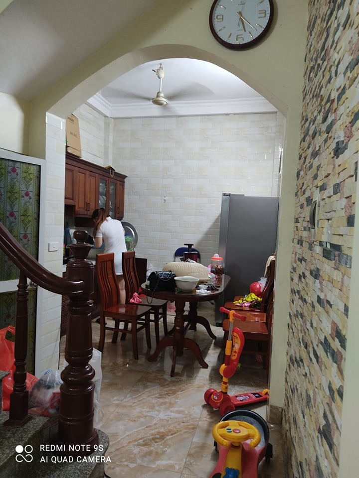 Bán nhà ngõ Đề, Hoàng Mai diện tích 35m, 4 tầng, đẹp, giá 3.5 tỷ có thương lượng