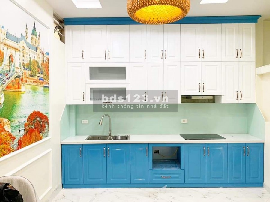 Bán nhà giá chỉ 100 triệu.m2, vị trí ngã 4 Phạm Ngọc Thạch Chùa Bộc, sổ nở hậu
