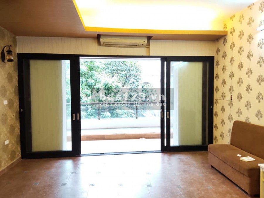 Bán nhà Lâm Du, Sát mặt đê, View Hồ, 65m2, giá bán 5 tỷ 8