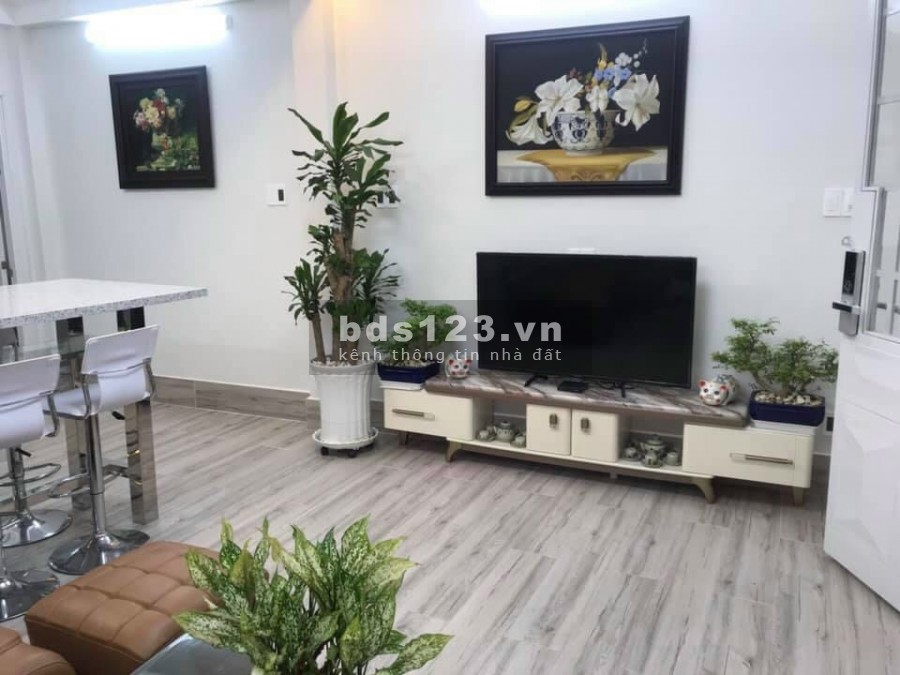 Chính chủ bán gấp nhà đẹp giá tốt tại 58/32 Huỳnh Văn Bánh P15 Q Phú Nhuận