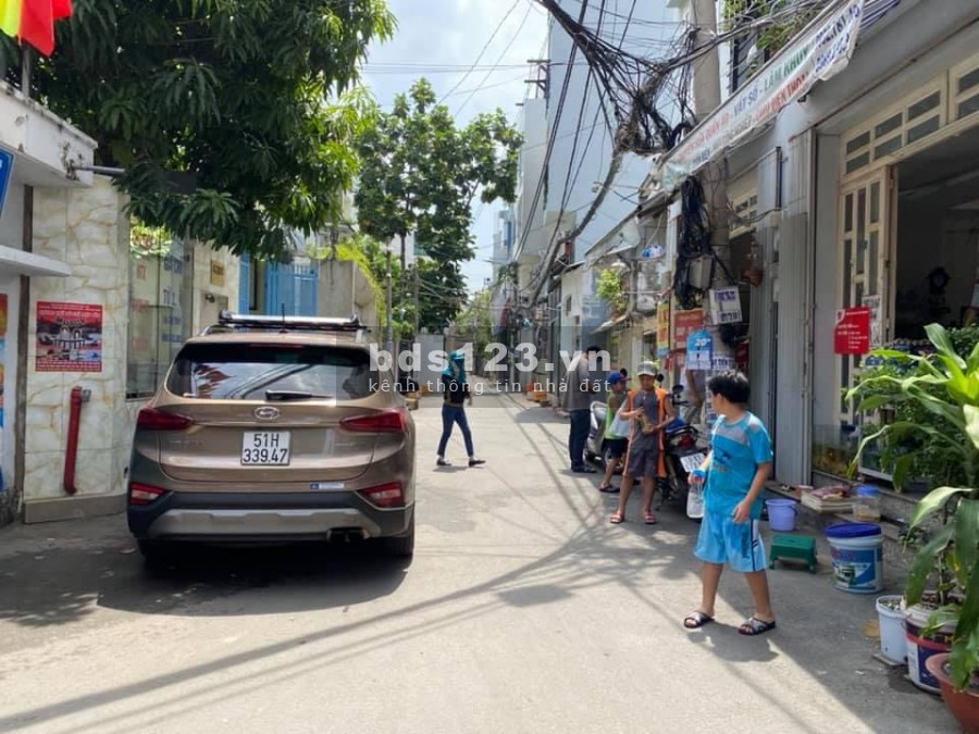 Định cư bán nhà đường Nguyễn Cửu Vân phường 17, Quận Bình Thạnh, giá 12 tỷ