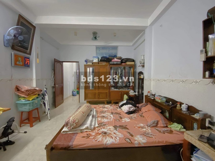 Cần Tiền Bán Gấp Nhà Bùi Thế Mỹ Tân Bình 50m2, 5 Tầng nhỉnh 6 Tỷ