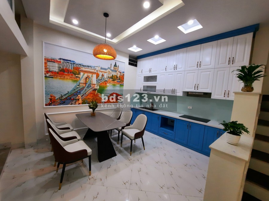 Duy nhất, bán nhà đẹp Đông Các diện tích 53m2 MT 4,3m