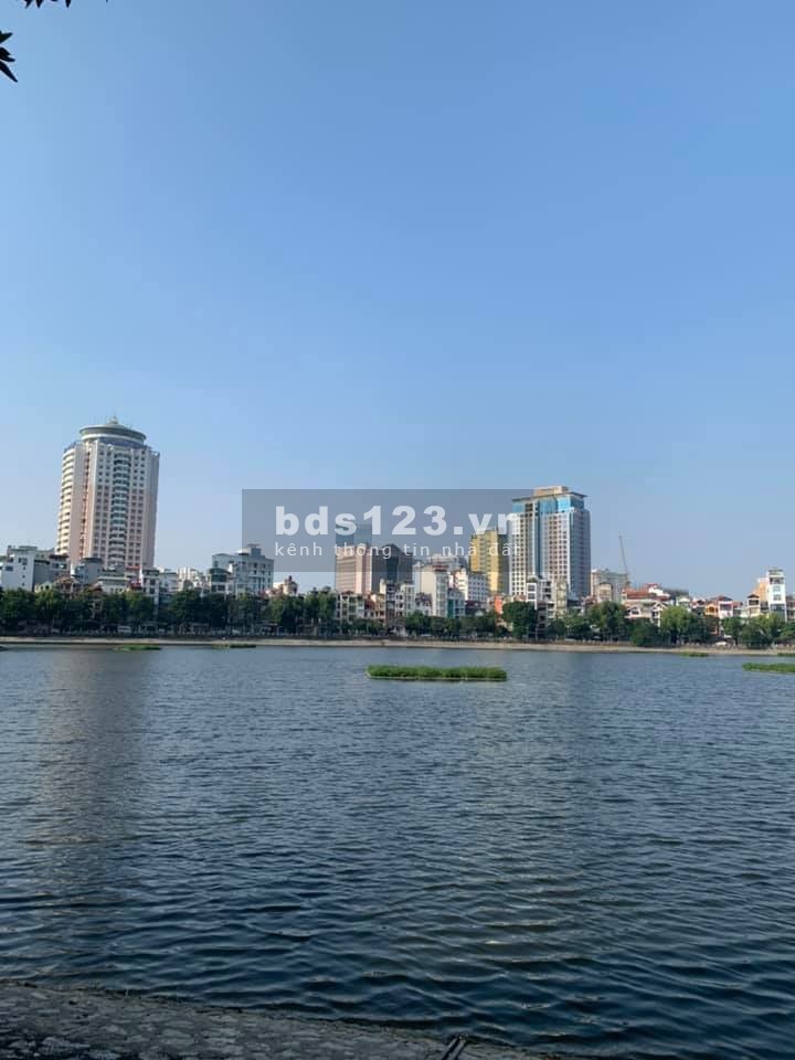 Bán Nhà mặt phố Hoàng Cầu ở sướng kinh doanh, dt 51m2, 4 tầng