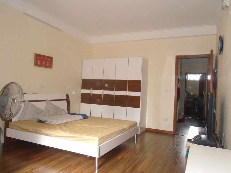 Bán nhà Lê Văn Sỹ xe hơi đậu trước nhà, hẻm an ninh giá chỉ 4.5 tỷ