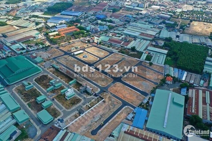 Mặt tiền 741 ngay chợ thương mại, diện tích 78m2, giá chưa qua đầu tư