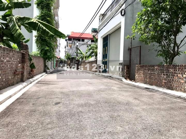 Bán 105M2 Đất Thổ Cư Ô Tô Tránh Phố Tư Đình Long Biên, giá 8.8 tỷ