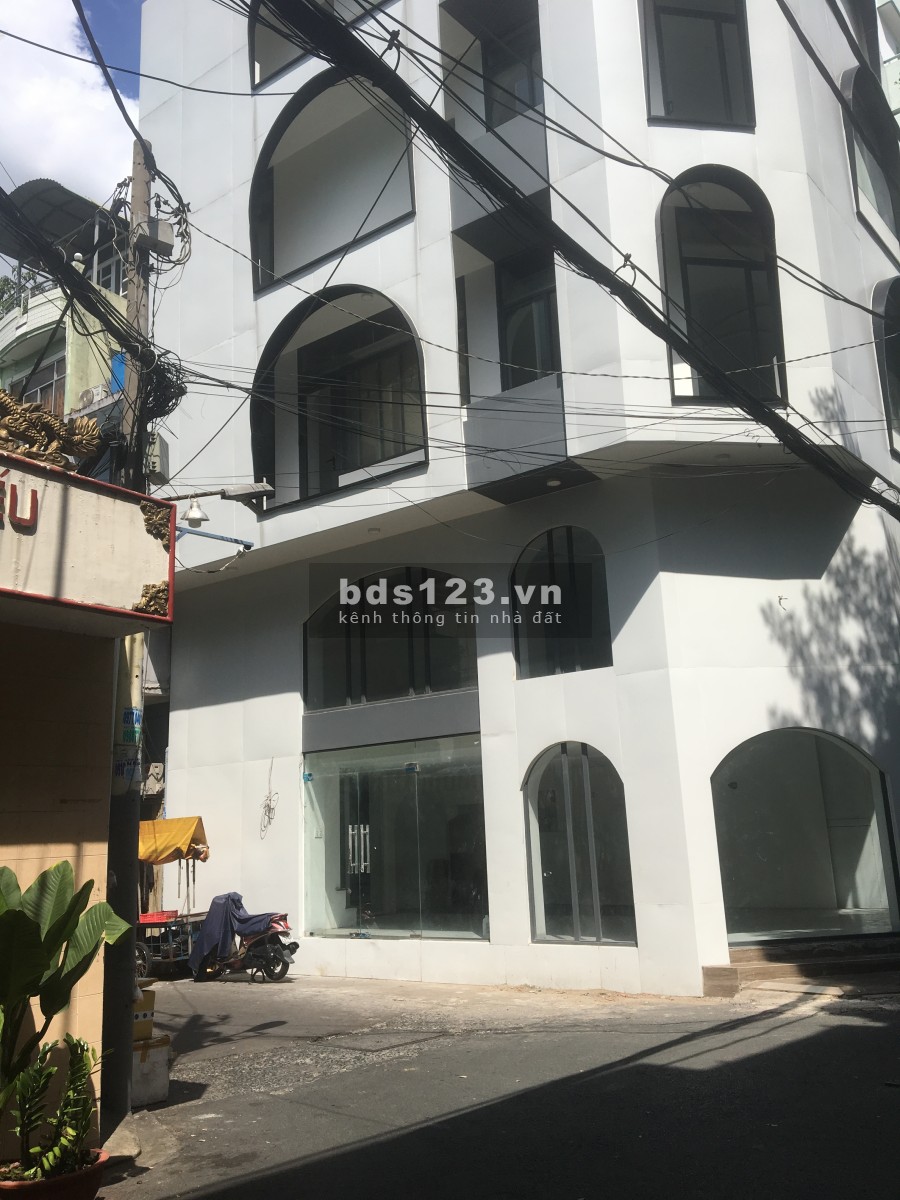 Bán Nhà Góc 2MT Đường Lê Văn Sỹ Quận Phú Nhuận.Giá 16,5 Tỷ