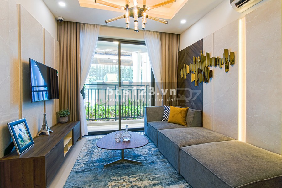 Kẹt vốn cần sang nhượng lại căn 2 pn, Q7 Boulevard cđt Hưng Thịnh, lh 0907063698