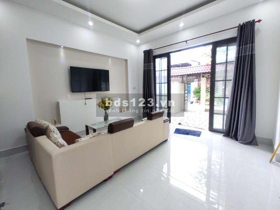 Chủ kẹt tiền cần bán gấp đường Lê Trọng Tấn diện tích 72m2, giá chỉ với 5,8 tỷ