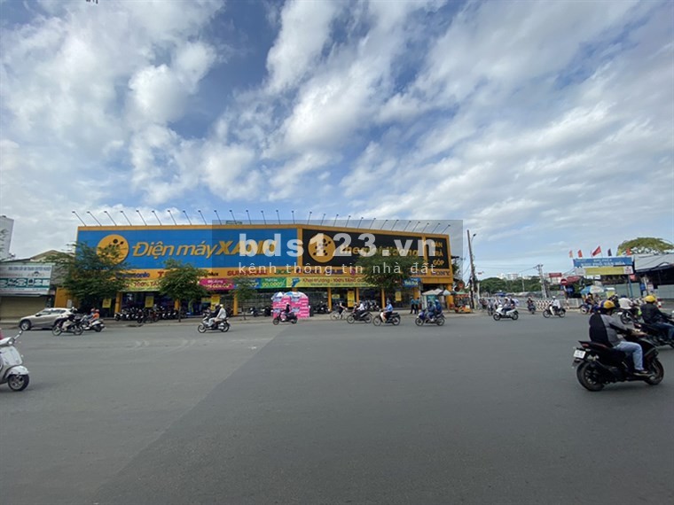 Bán gấp 10.000m2, shr ngay kcn đường 16m, dân đông, giá 168 triệu/sào