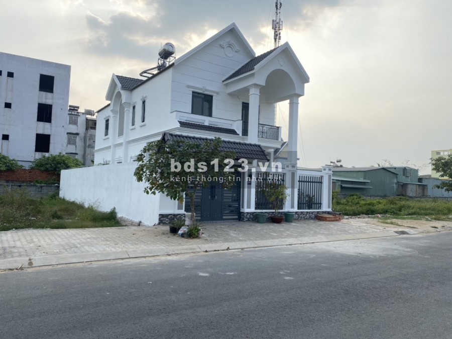 Bán gấp lô đất 8x20=160m2 mặt tiền Tỉnh Lộ 10, Thổ cư 100% SHR