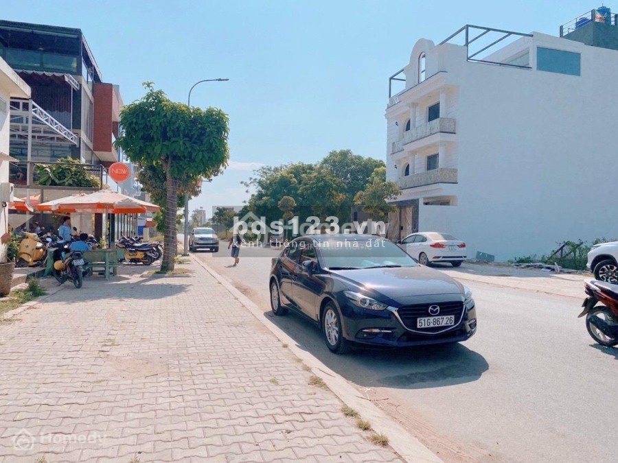 Sang gấp 2 nền liền kề khu Tên Lửa 160m2 mặt tiền 16m ngay Trường Tiểu Học