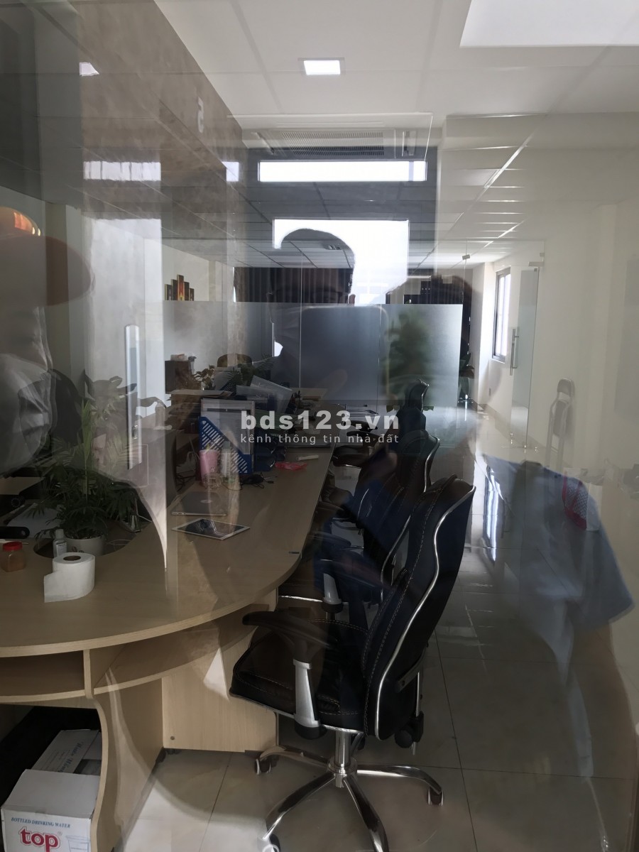 cho thuê toàn nhà văn phòng quận 2 thiết kế chuẩn văn phòng LH 0903-066-813
