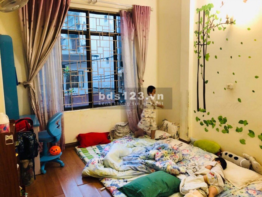 Bán nhà riêng trong ngõ 639/39 Hoàng Hoa Thám Ba Đình - diện tích 45m2 xây 3,5 tầng giá 3.7 tỷ