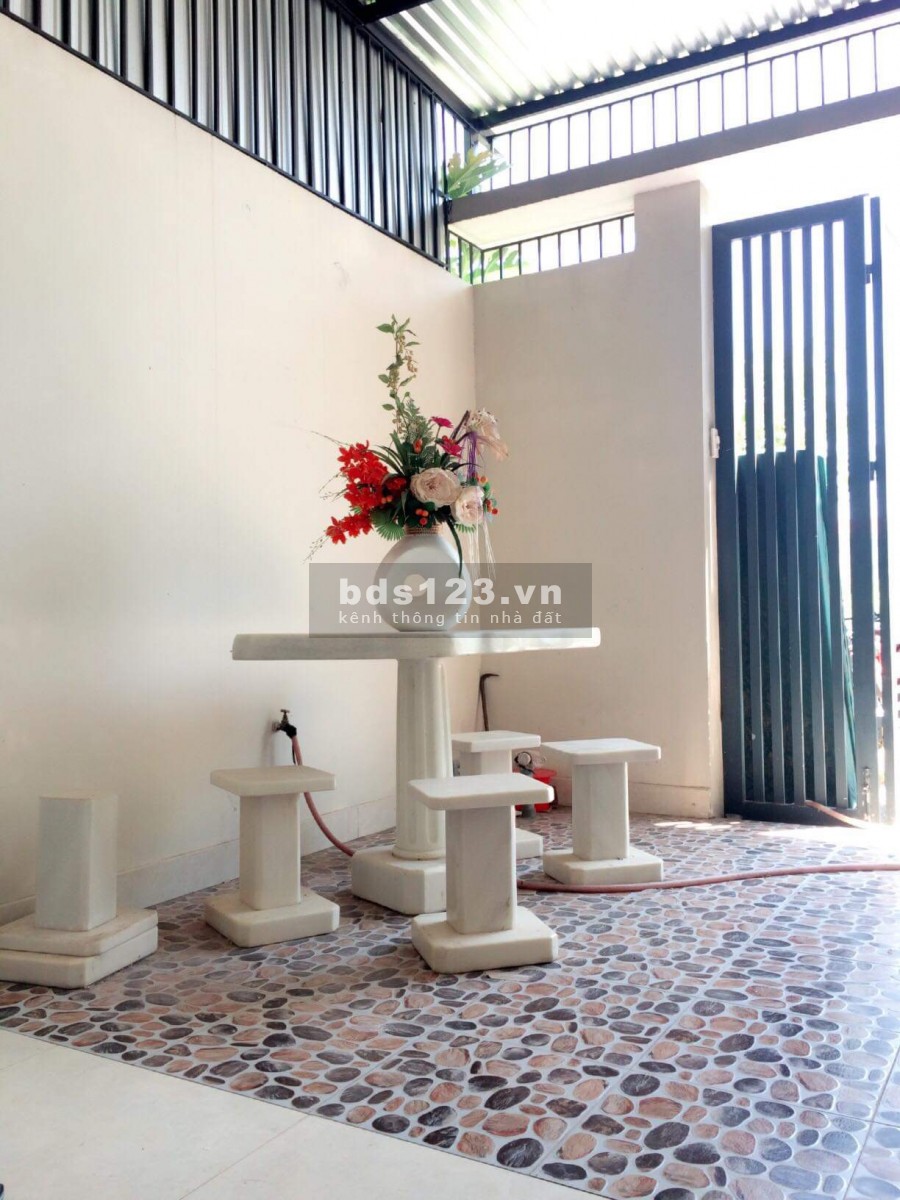 Bán nhà 2 mê đường Đa Mặn 14, phường Khuê Mỹ, quận Ngũ Hành Sơn, Đà Nẵng.