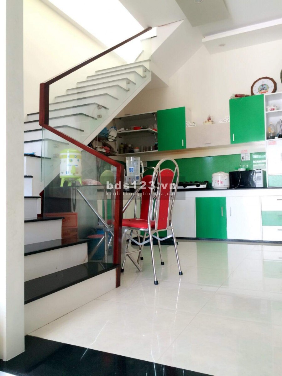 Bán nhà 2 mê đường Đa Mặn 14, phường Khuê Mỹ, quận Ngũ Hành Sơn, Đà Nẵng.