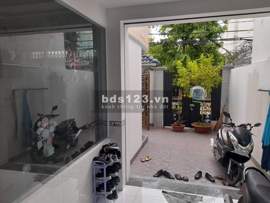 Biệt Thự Giá Ngộp, Phạm Thế Hiển, 10x25, 1 Trệt 2 Lầu Chỉ 12 Tỷ Quận 8