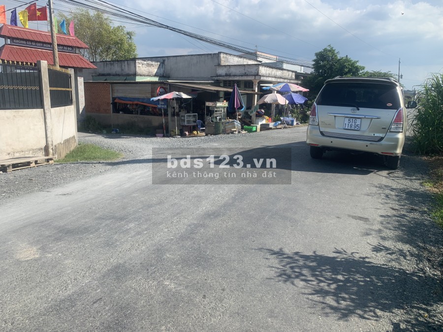 1000m2 full thổ cư giá hửu nghị cách ĐT 830 100m (30x36) oto tới đất Xã Mỹ Lệ,Cần Đước