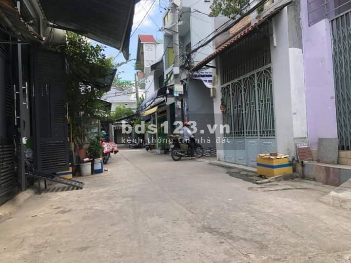 Bán Nhà Đẹp Giá Rẻ HXH 1/ Đường Số 10 LVQ dt: 4x13.9m 1 Lầu giá 4.5 Tỷ TL