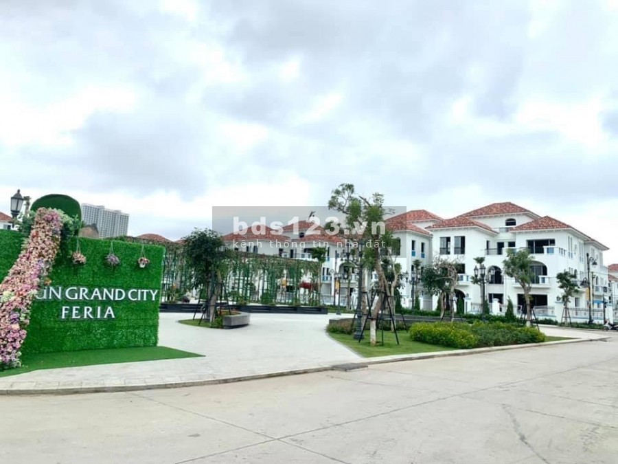Chính chủ cần chuyển nhượng căn song lập biệt thự biển Sun Feria City