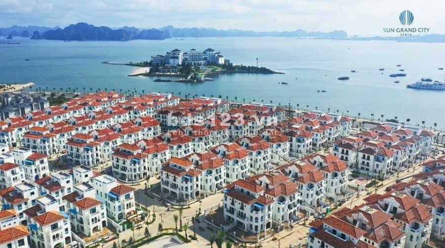 Chính chủ cần chuyển nhượng căn song lập biệt thự biển Sun Feria City