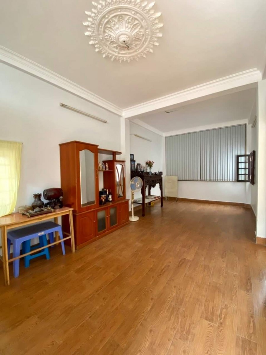 Bán nhà nguyên căn Yên Lạc, phân lô ô tô kinh doanh, sổ đỏ chính chủ