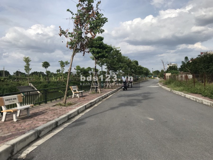 Chính chủ bán đất diện tích 92m2 bìa Xóm Vang, Cổ Loa, Đông Anh, Hà Nội