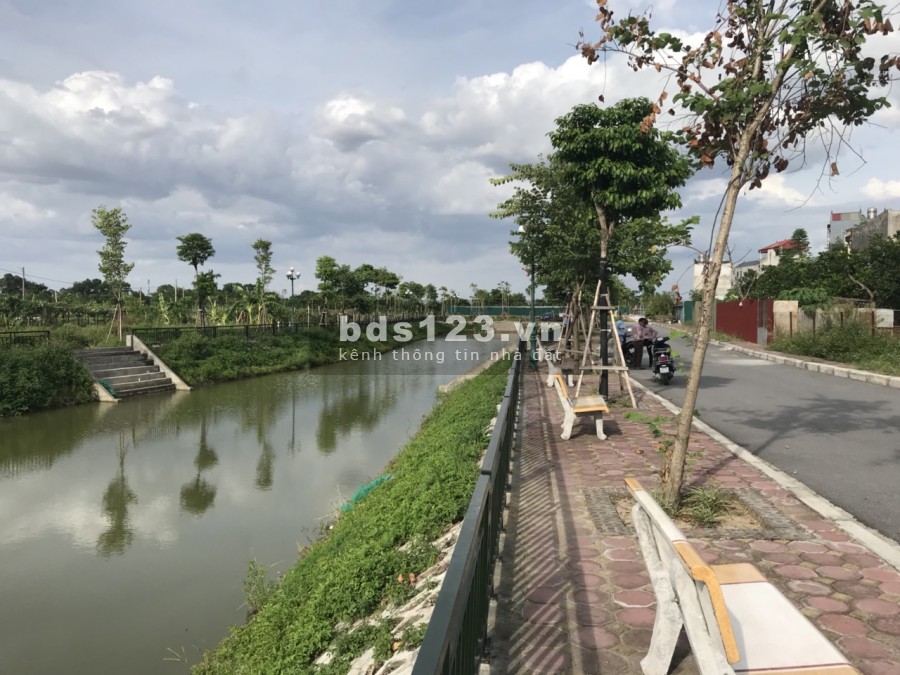 Chính chủ bán đất diện tích 92m2 bìa Xóm Vang, Cổ Loa, Đông Anh, Hà Nội