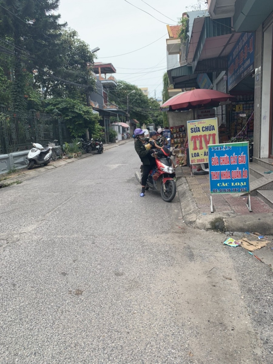 Bán đất tặng nhà tại Phường Cẩm Trung, Cẩm Phả, Quảng Ninh